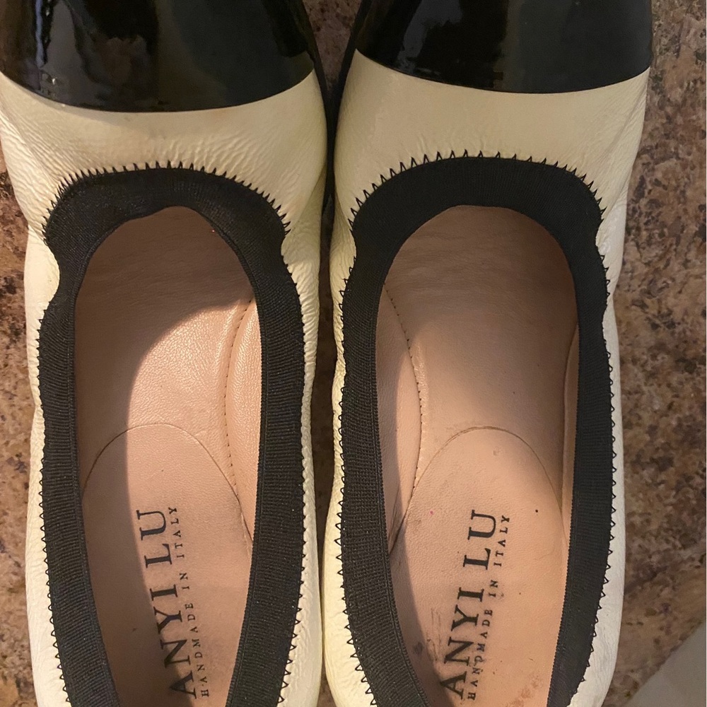 Anyi Lu Patent Leather Heels Size 7.5